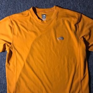 The north face t shirt men size large orange